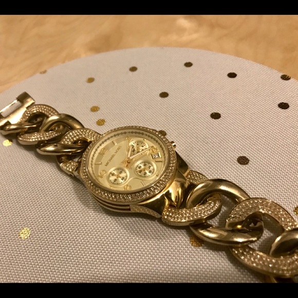 Michael Kors Gold Twist Chain Watch - Picture 5 of 7